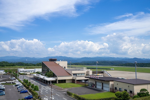 pixta_80595841_S